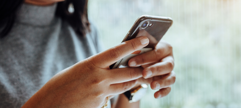 A person holding a cellphone